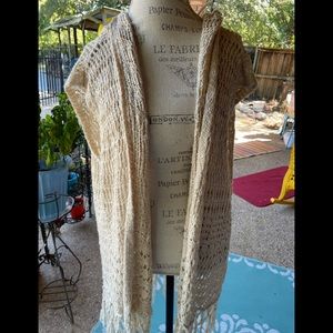 Maurice beige sweater vest size L/XL